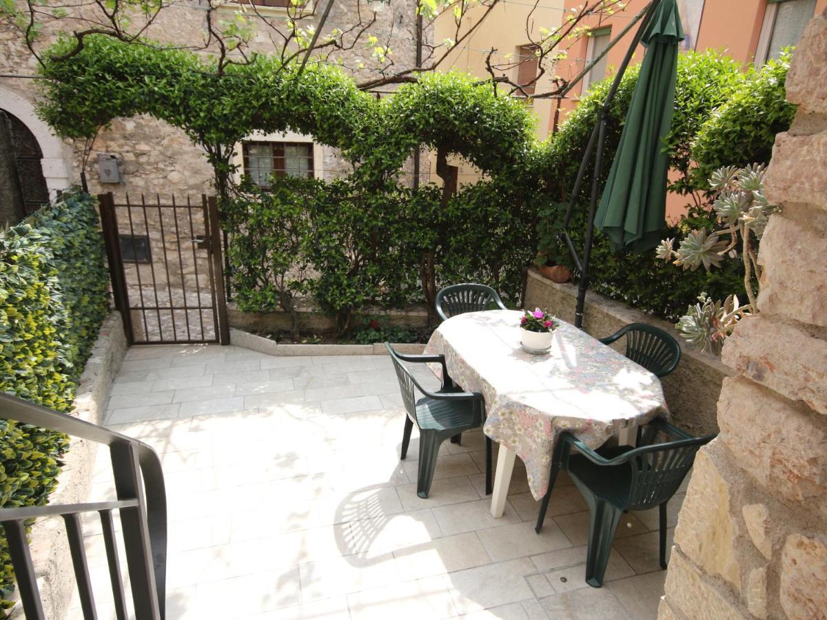 Villa Casa Angelo Torri Del Benaco Exterior foto